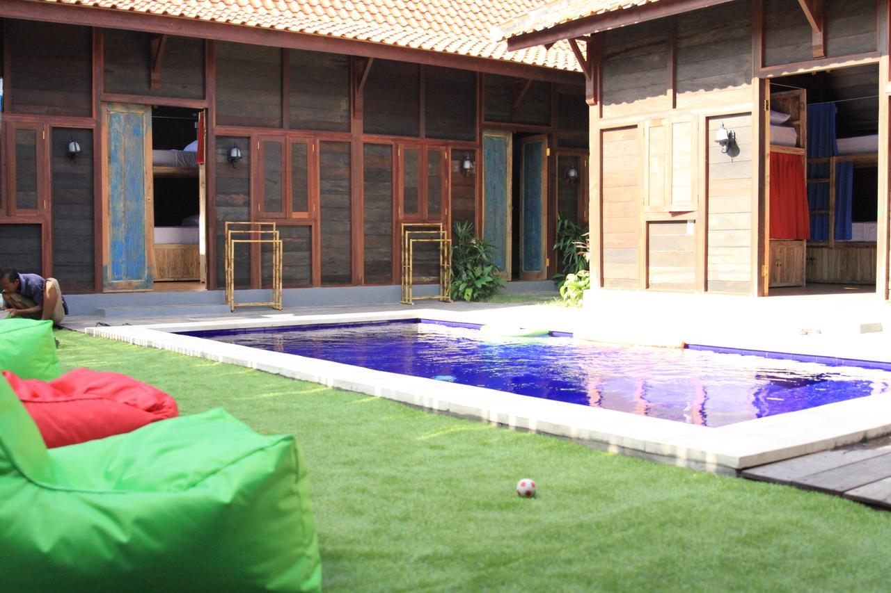 The Tipsy Gypsy Hostel Canggu Exterior foto
